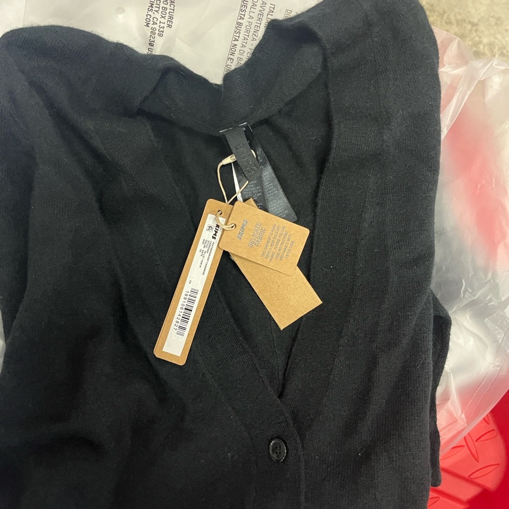 skims featherweight cashmere cardigan - Picture 4 of 4